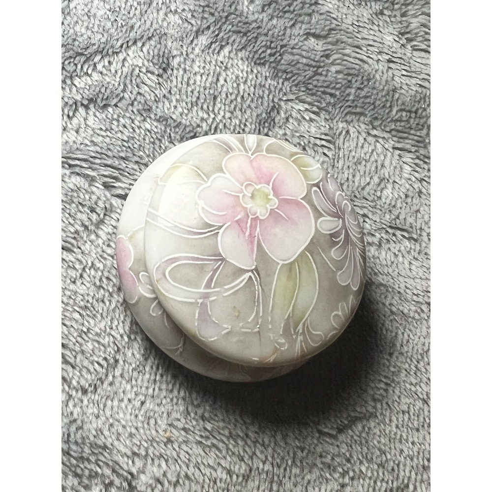 Vintage Limoges Porcelain Trinket Box Pastel‎ Floral Round France Signed 2.5"